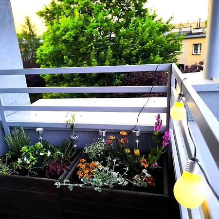 Sweet - Cozy With Balcony, Near Silesian Park, Vat Apartamento