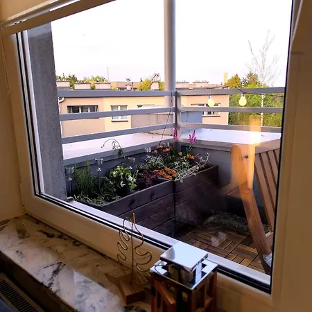 Apartamento Sweet - Cozy With Balcony, Near Silesian Park, Vat Chorzów